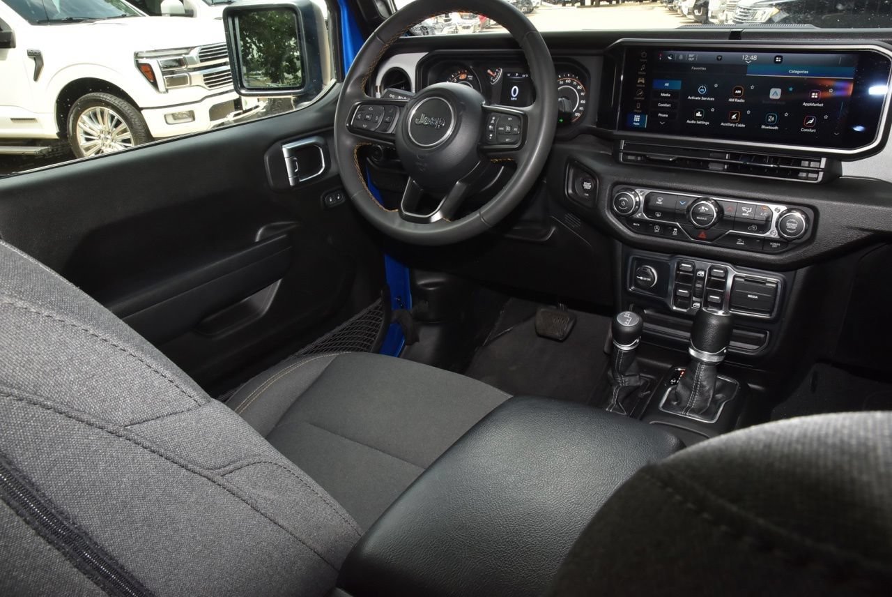 Used 2024 Jeep Wrangler Unlimited Sport AWD/4WD image 15