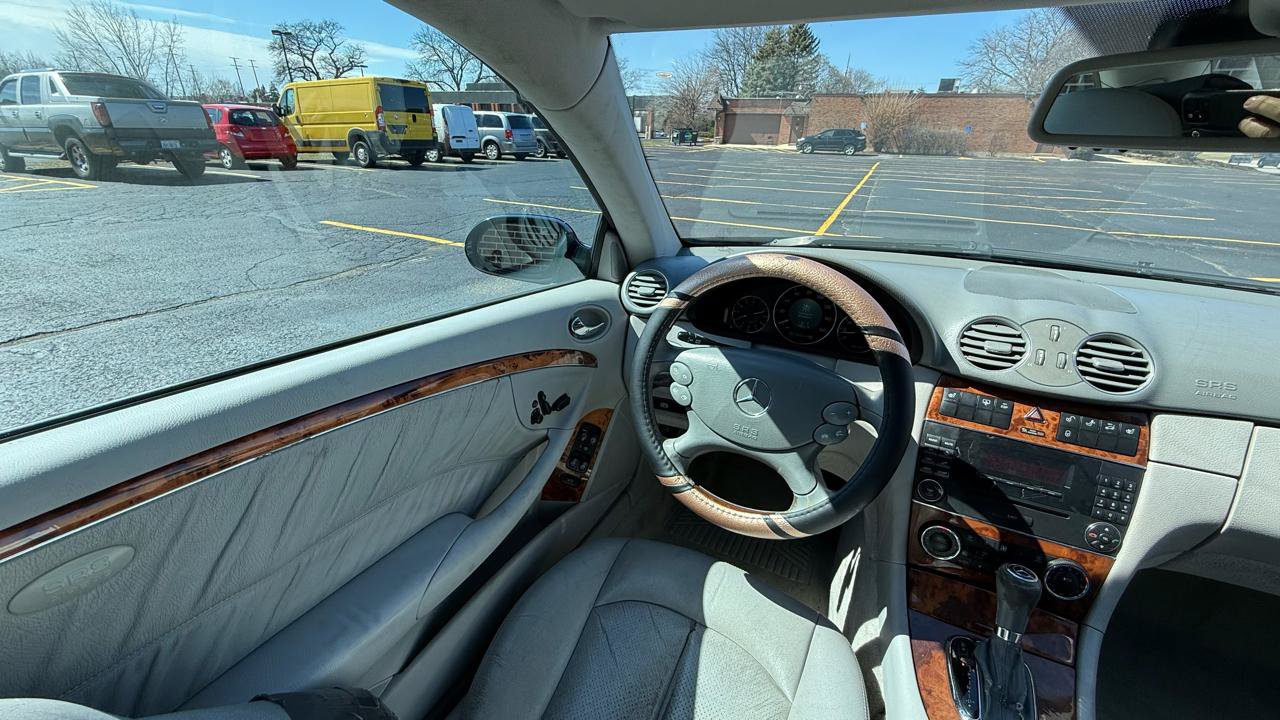 Used 2005 Mercedes-Benz CLK 500 Coupe image 12