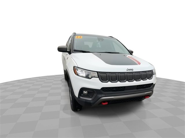 Used 2022 Jeep Compass Trailhawk w/ Trailhawk Convenience Group image 3