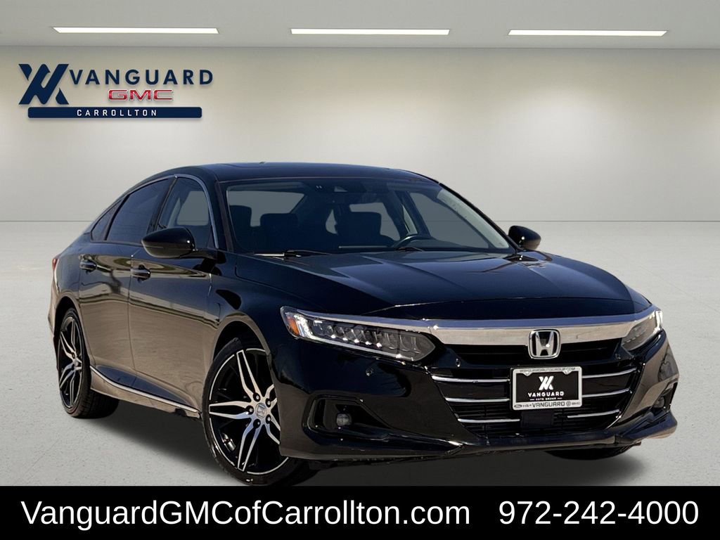 Used 2021 Honda Accord Touring image 2