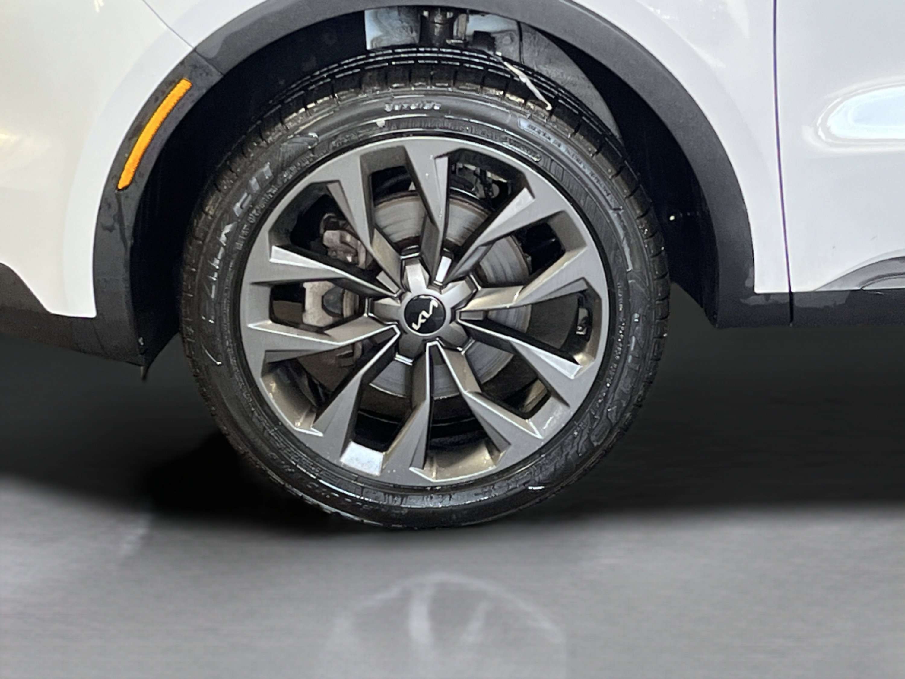 Used 2022 Kia Sorento X-Line EX image 9