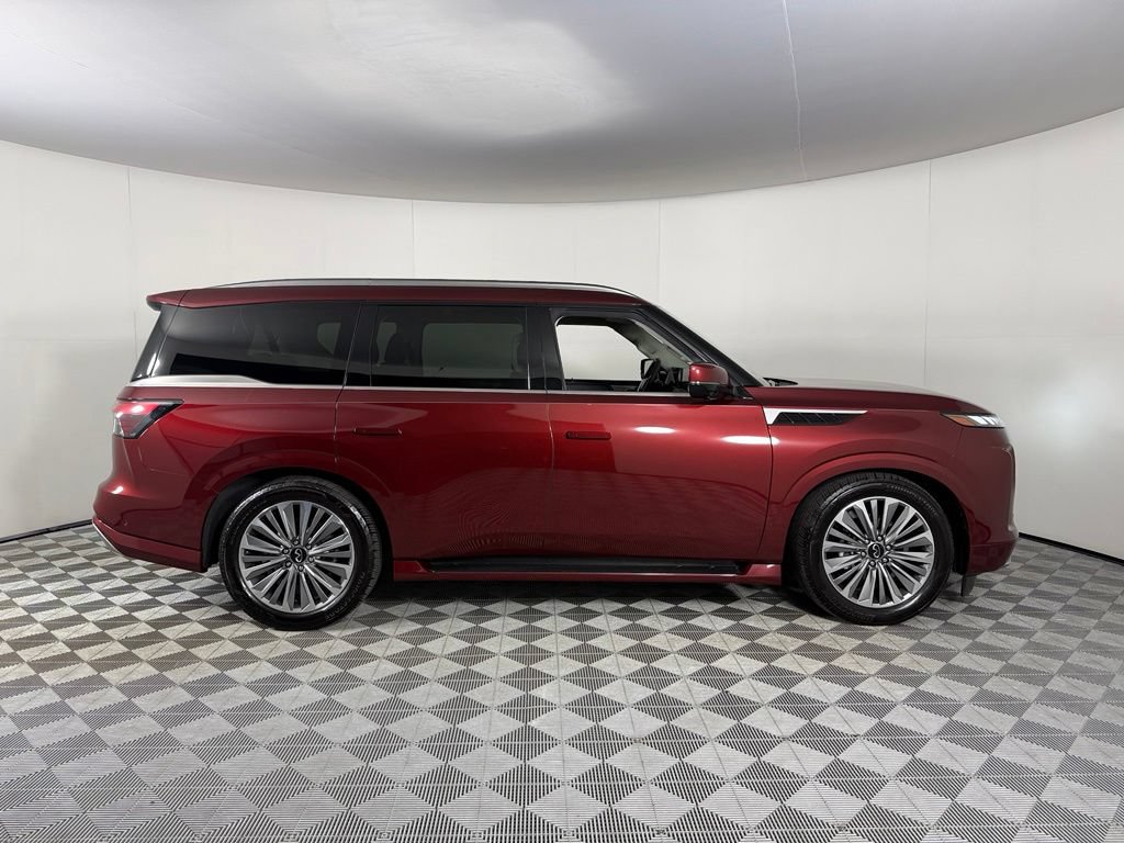 Used 2025 INFINITI QX80 Luxe RWD image 7