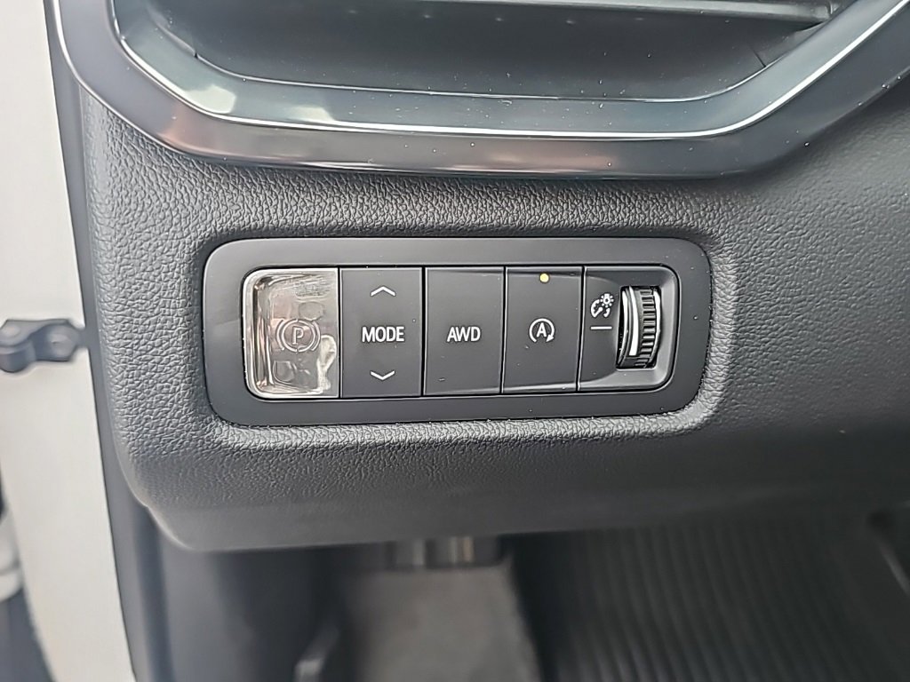 Certified 2024 GMC Acadia AT4 w/ LPO, Floor Liner Package image 18