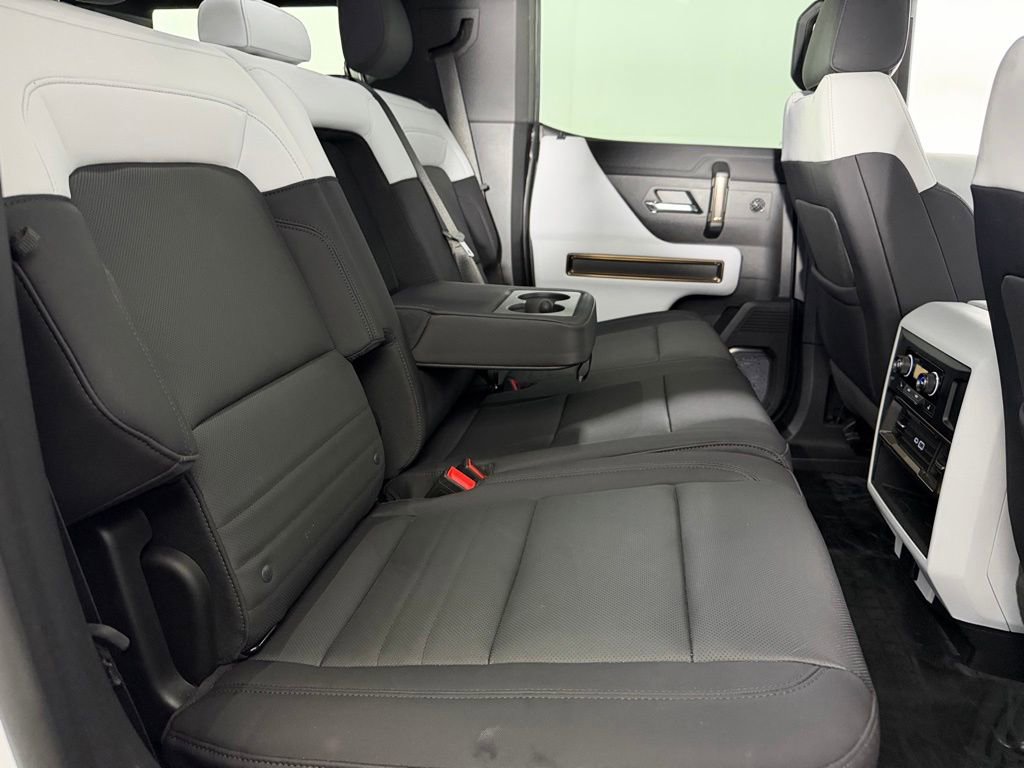 Used 2025 GMC Hummer EV 2X AWD/4WD image 30