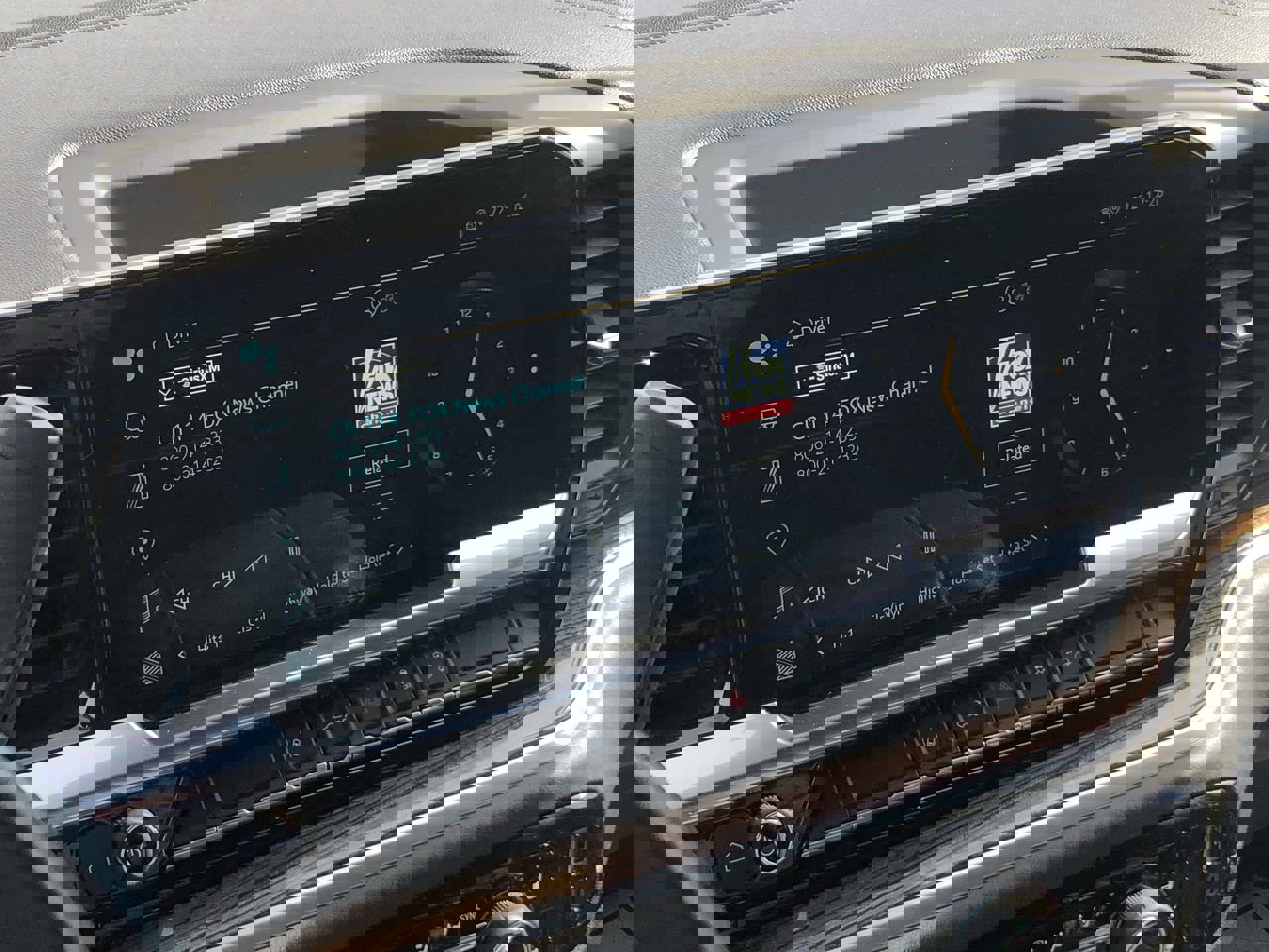 Used 2024 Chevrolet Silverado 2500 LT w/ Convenience Package image 19