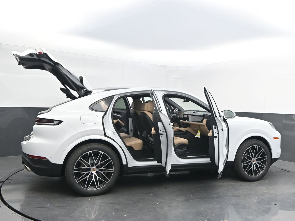 New 2025 Porsche Cayenne Coupe image 45