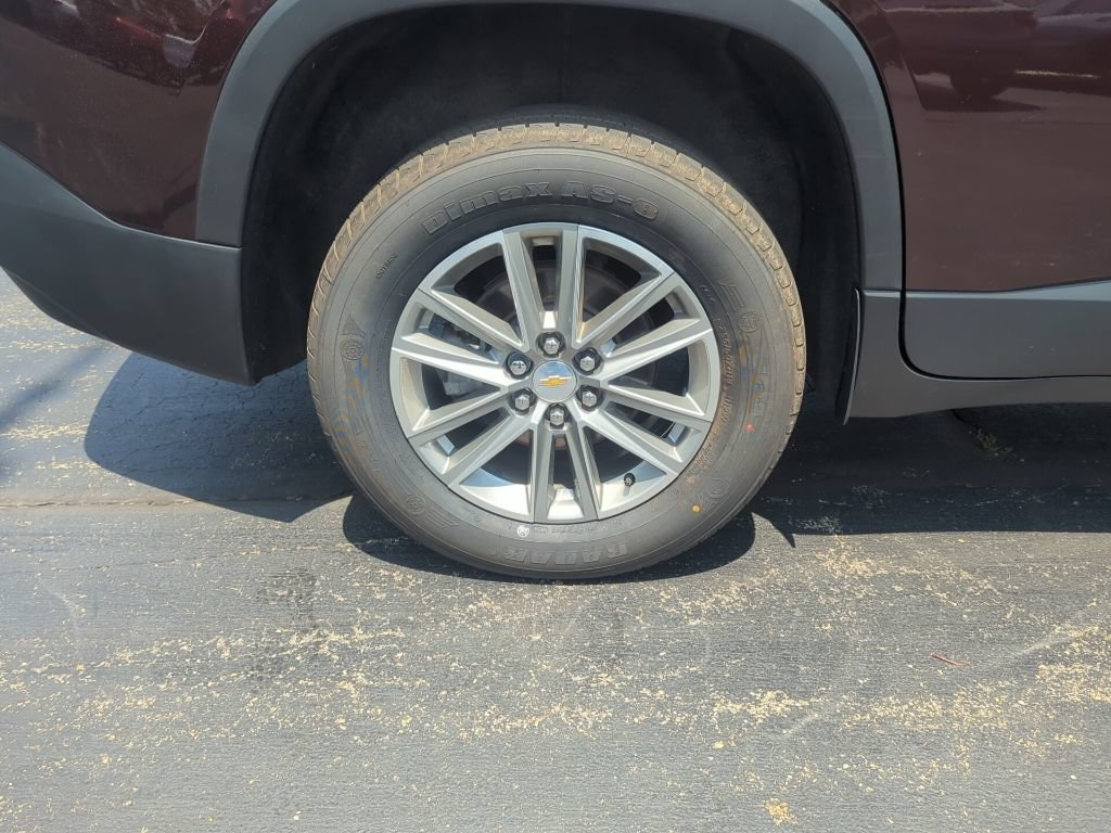 Certified 2023 Chevrolet Traverse LT AWD/4WD image 12