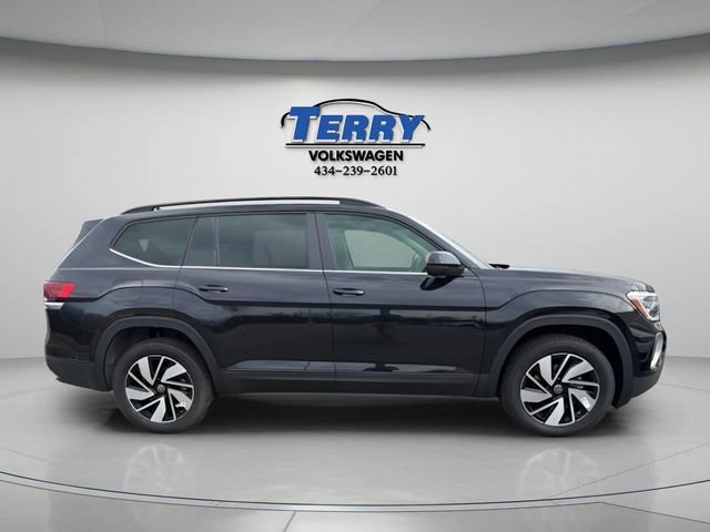 New 2026 Volkswagen Atlas SE image 1