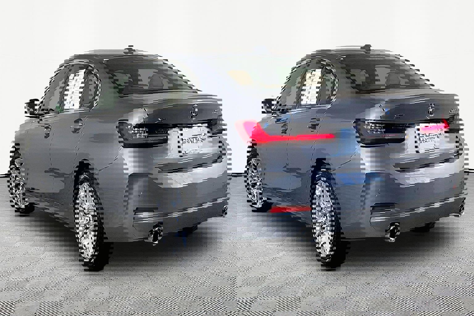 Certified 2025 BMW 330i xDrive Sedan image 5