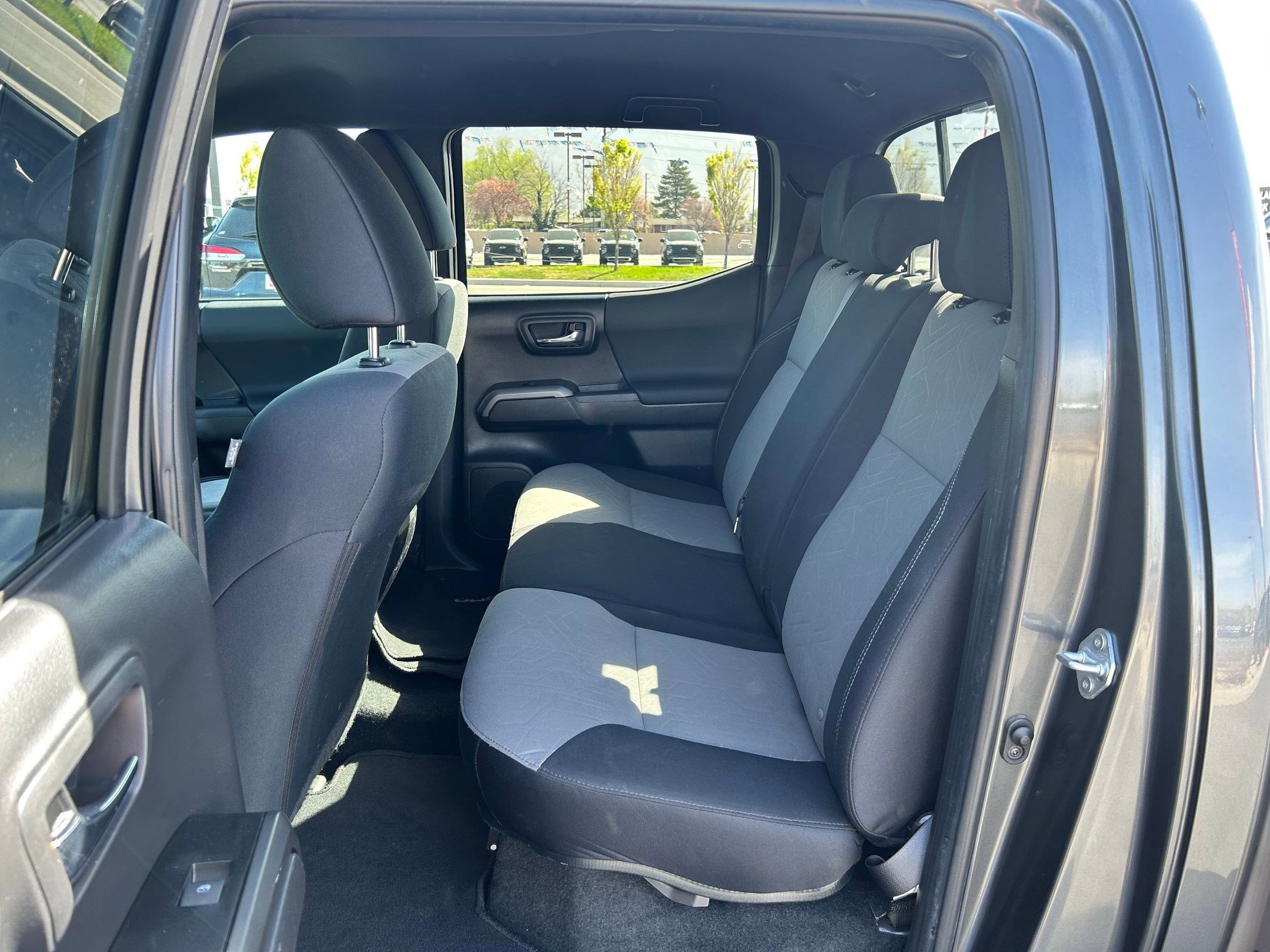 Certified 2023 Toyota Tacoma TRD Off-Road image 23