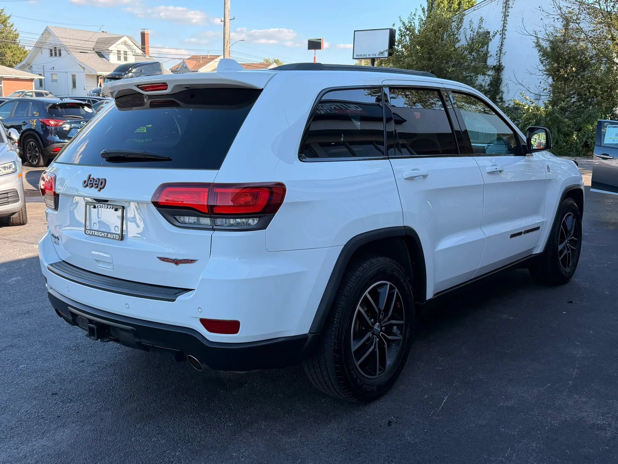 Used 2018 Jeep Grand Cherokee Trailhawk AWD/4WD image 4