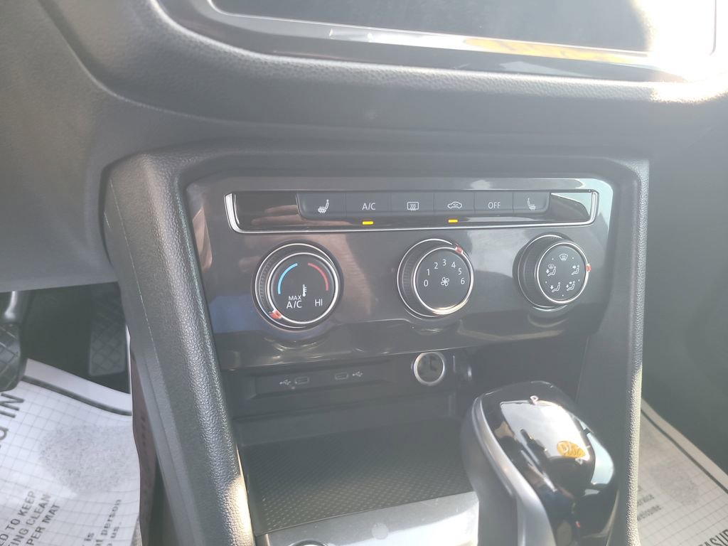 Used 2024 Volkswagen Tiguan S image 18