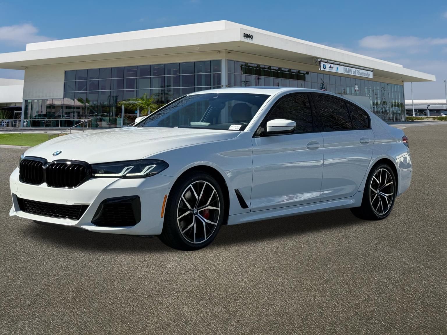 Used 2023 BMW 540i w/ M Sport Package image 5