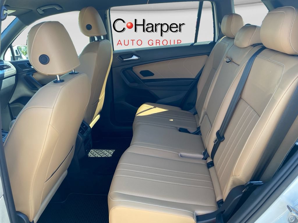 Used 2023 Volkswagen Tiguan SE AWD/4WD image 15