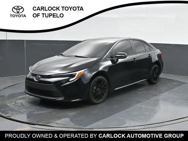 Used 2025 Toyota Corolla LE FWD image 8