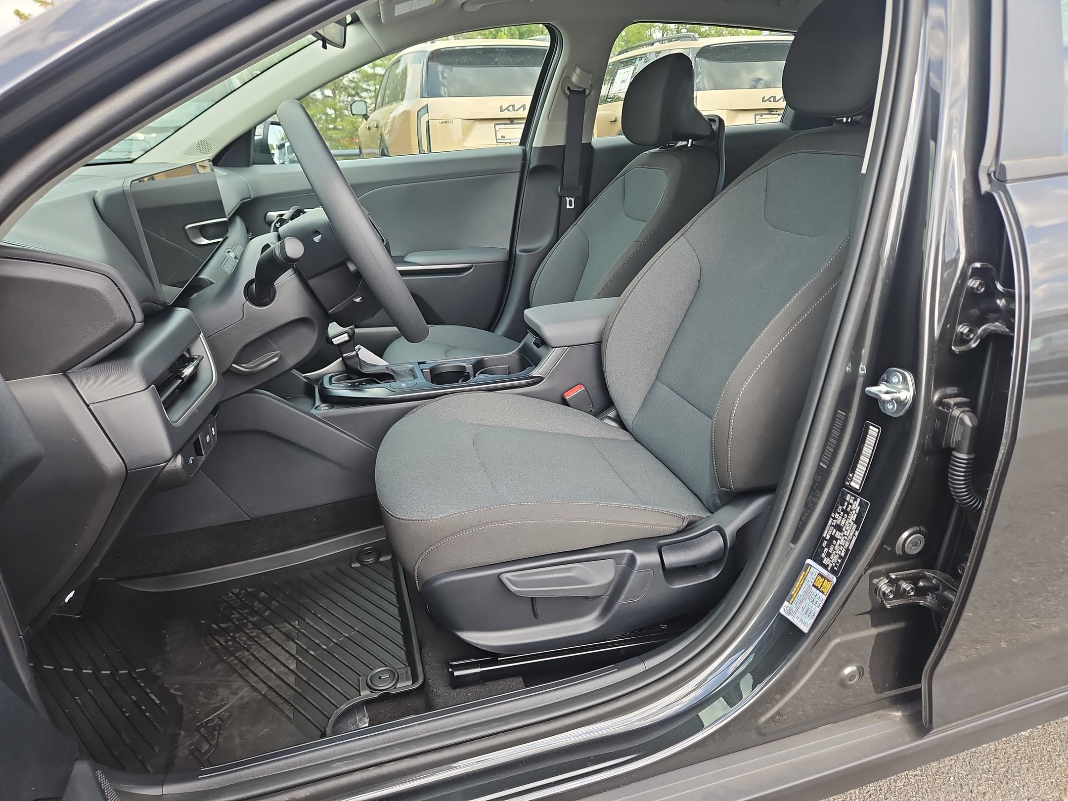 New 2026 Kia K4 FWD image 19