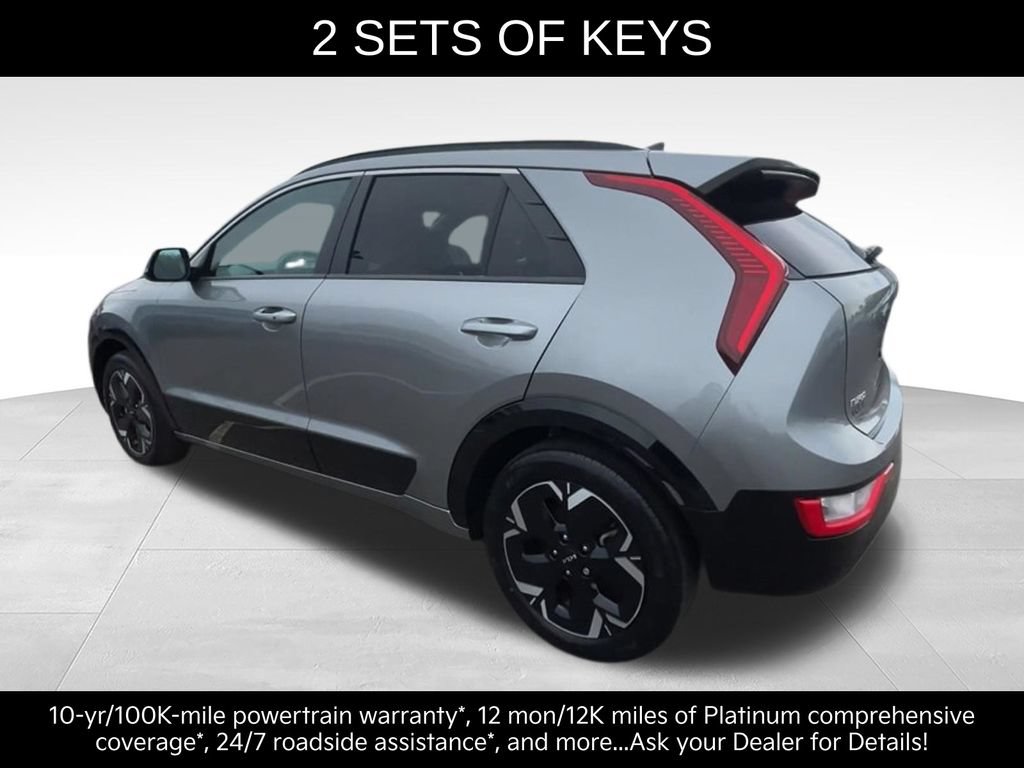 Certified 2024 Kia Niro Wind w/ Wind Preserve Package FWD image 8