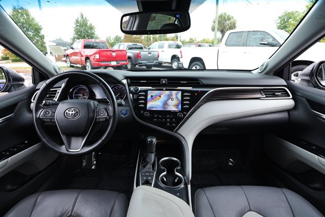 Used 2018 Toyota Camry XLE w/ Audio Package FWD image 33