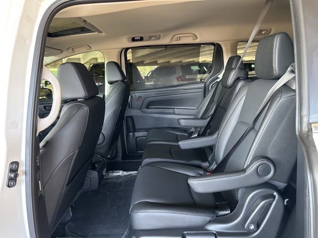 Certified 2026 Honda Odyssey EX-L image 9