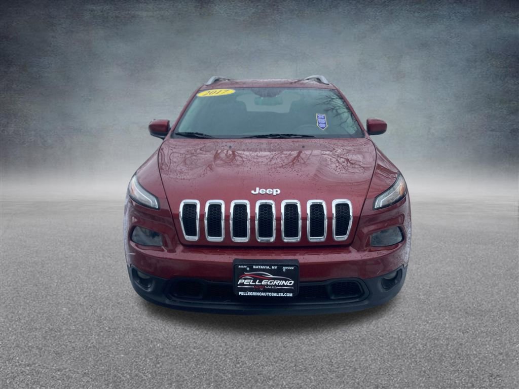 Used 2017 Jeep Cherokee Latitude image 11