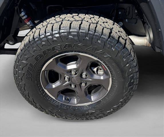 Used 2020 Jeep Gladiator Rubicon w/ LED Lighting Group AWD/4WD image 9