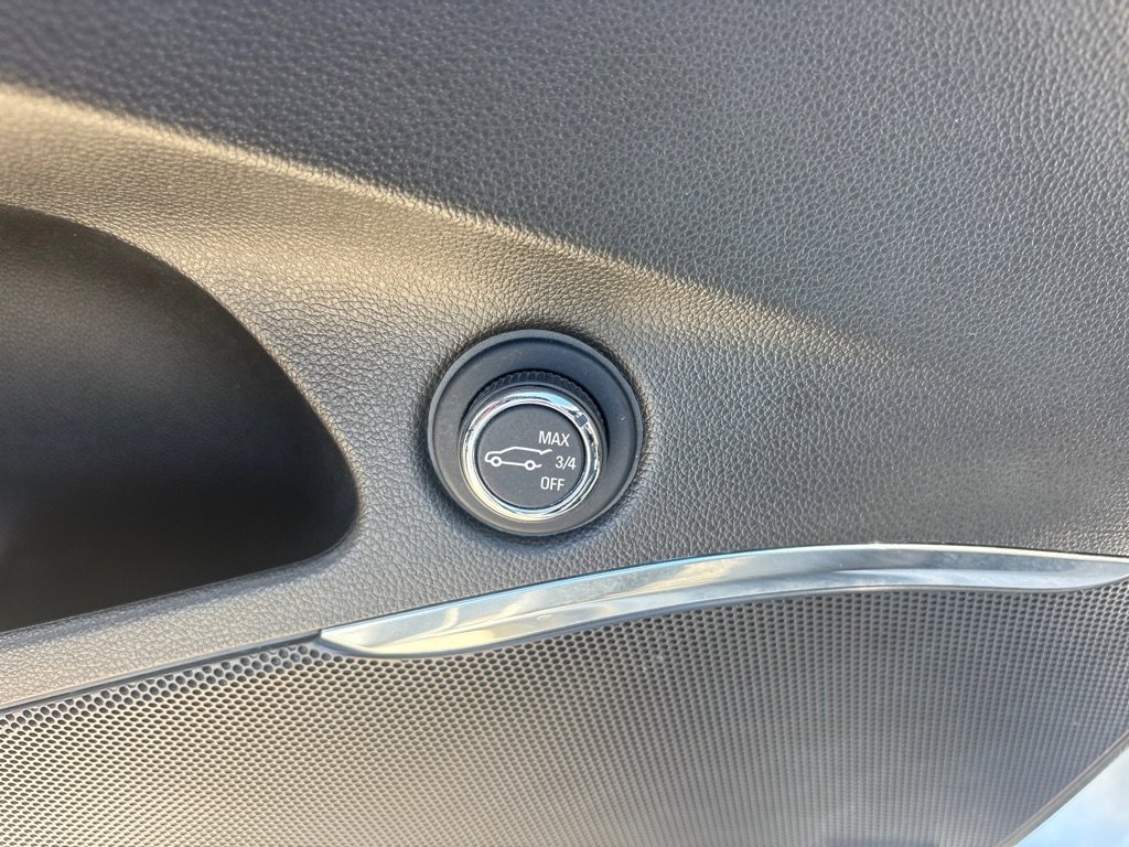 Used 2024 Buick Enclave Essence w/ Experience Buick Package image 13