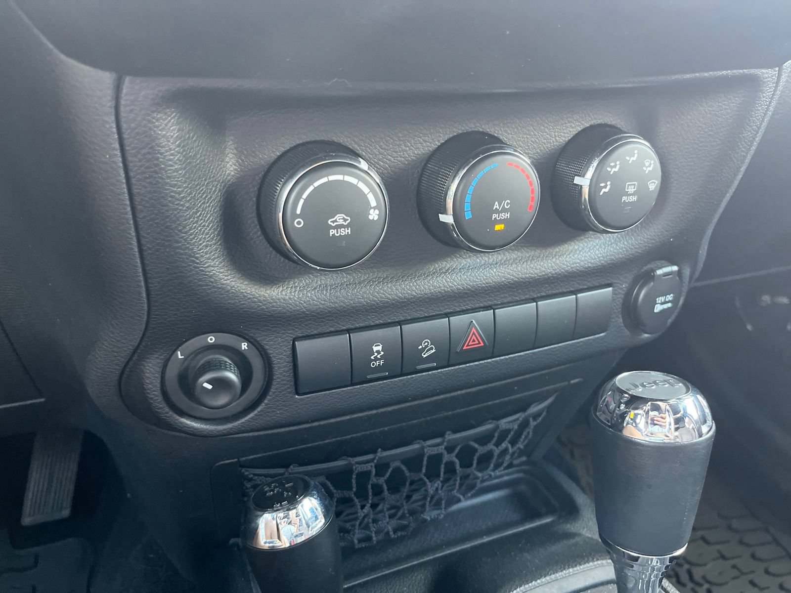 Used 2017 Jeep Wrangler Unlimited Sport w/ Quick Order Package 24S AWD/4WD image 20