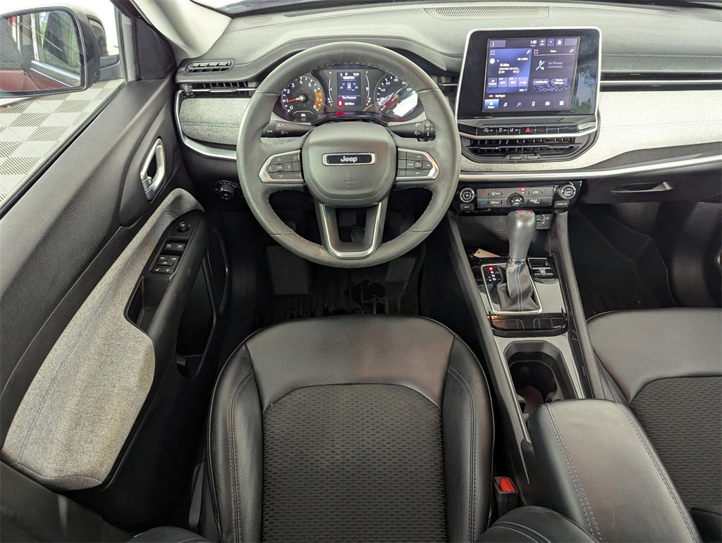 Used 2022 Jeep Compass Latitude image 14