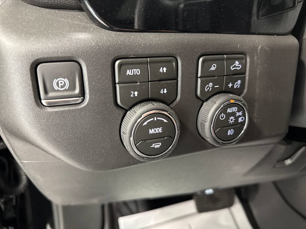 New 2026 Chevrolet Silverado 1500 LT Trail Boss w/ LT Trail Boss Premium Package AWD/4WD image 11