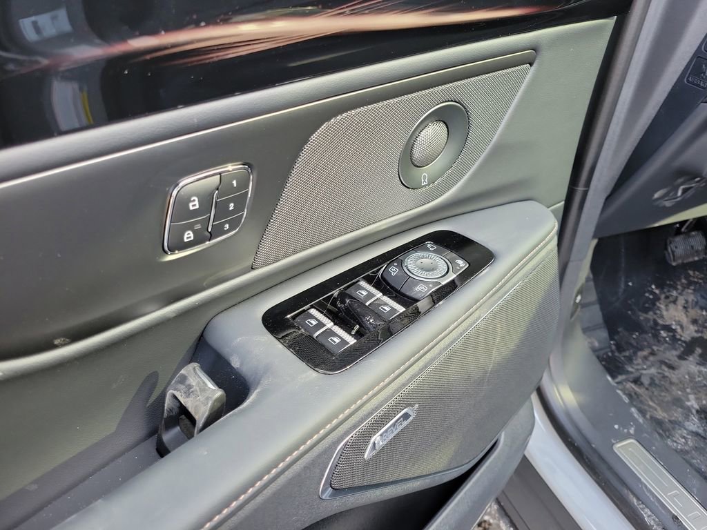 New 2026 Lincoln Nautilus Premier w/ Equipment Group 102A image 19