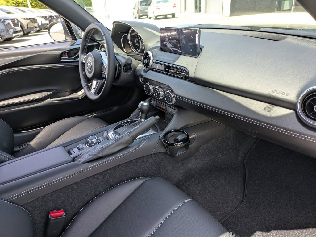 New 2026 MAZDA MX-5 Miata RF Grand Touring RWD image 16