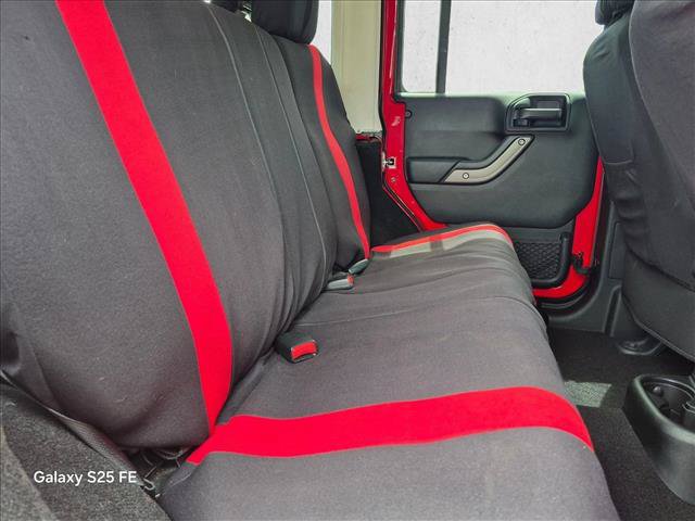 Used 2018 Jeep Wrangler Unlimited Sport S AWD/4WD image 17