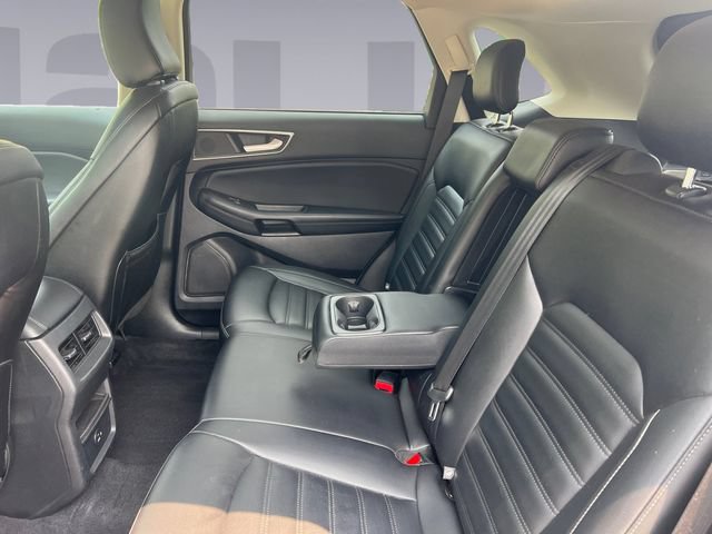 Used 2022 Ford Edge SEL AWD/4WD image 16
