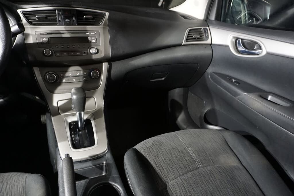 Used 2014 Nissan Sentra SV image 15