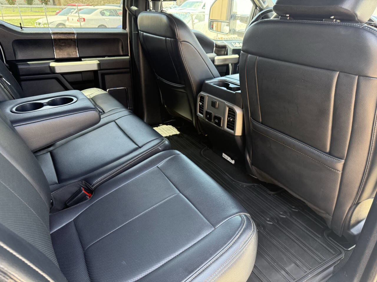 Used 2022 Ford F250 Lariat image 26