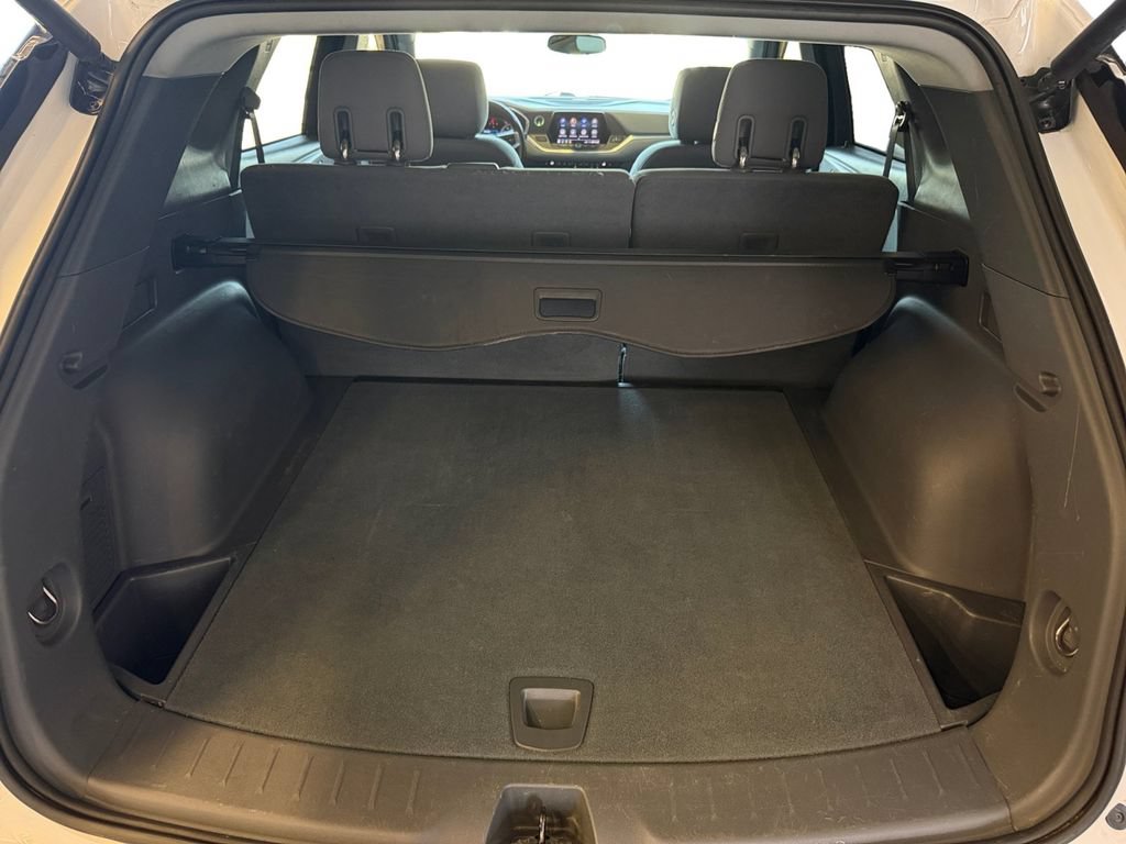 Used 2019 Chevrolet Blazer LT AWD/4WD image 14