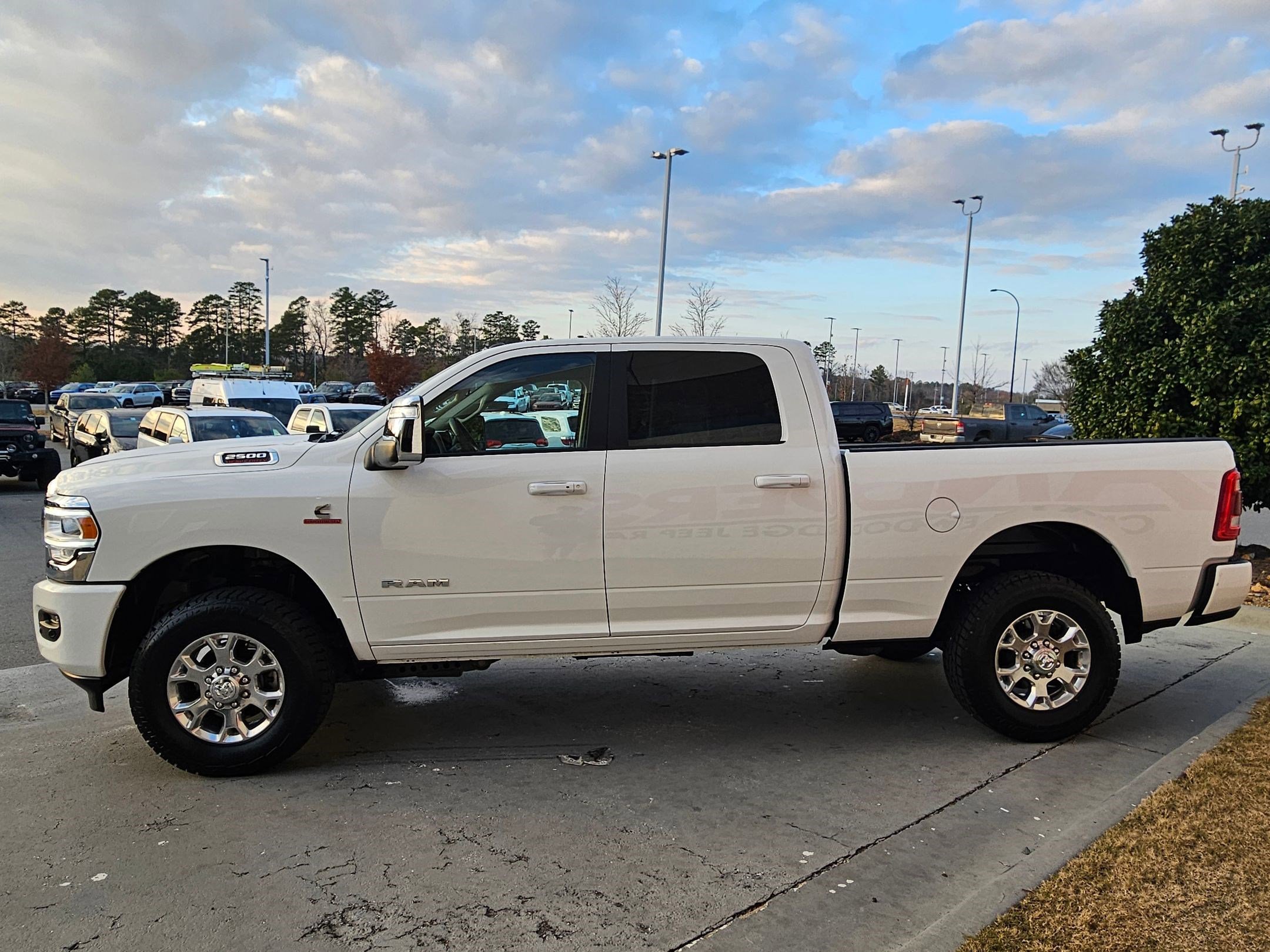 Used 2024 RAM 2500 Laramie image 4