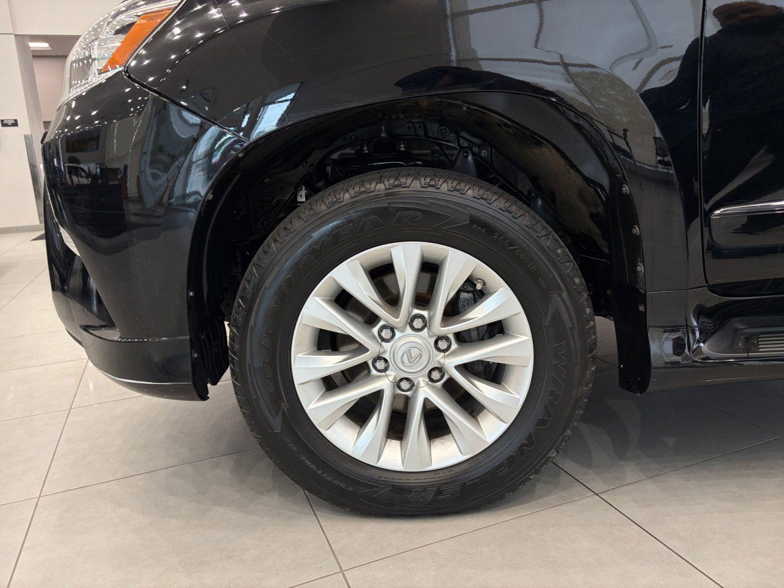 Used 2018 Lexus GX 460 Premium w/ Premium Package AWD/4WD image 26