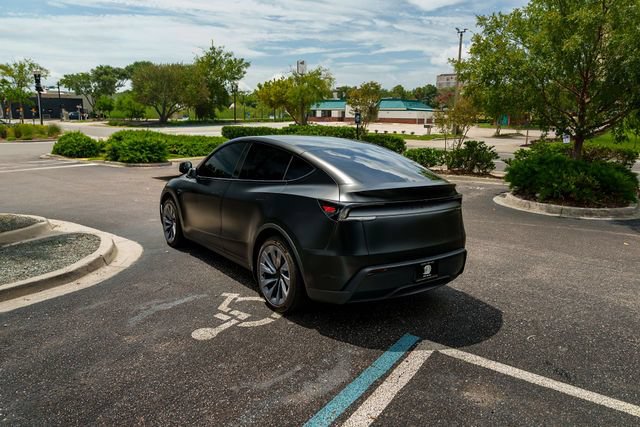 Used 2026 Tesla Model Y 2WD image 7