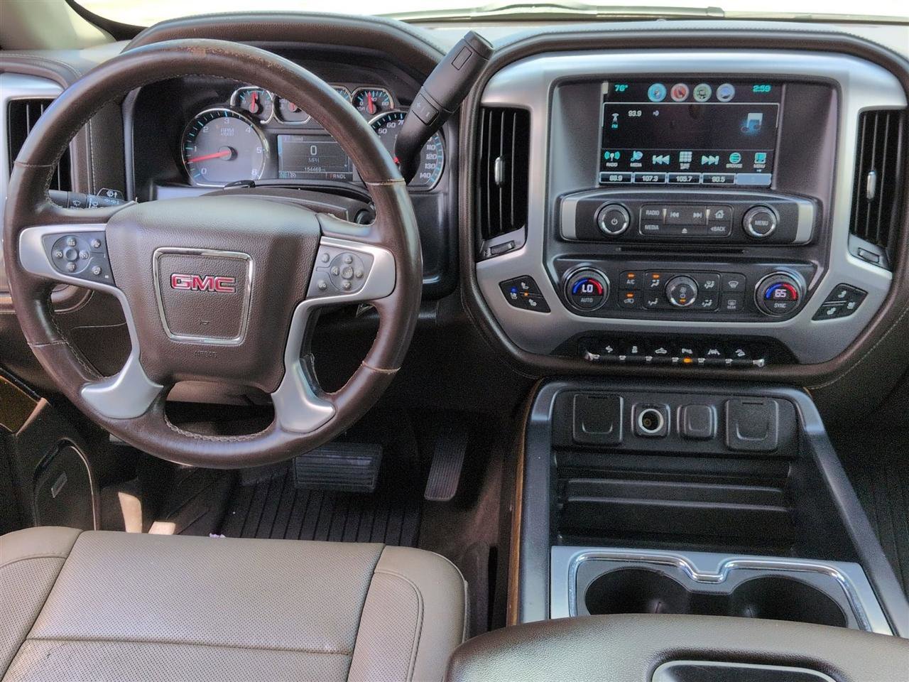 Used 2018 GMC Sierra 1500 SLT AWD/4WD image 30