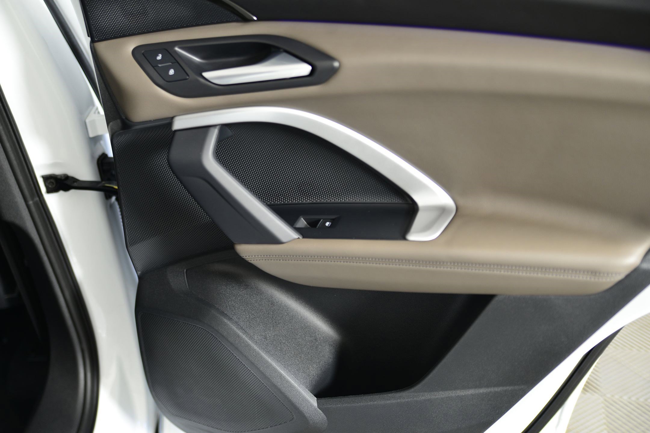 Certified 2025 Audi Q5 Premium w/ Convenience Package image 22