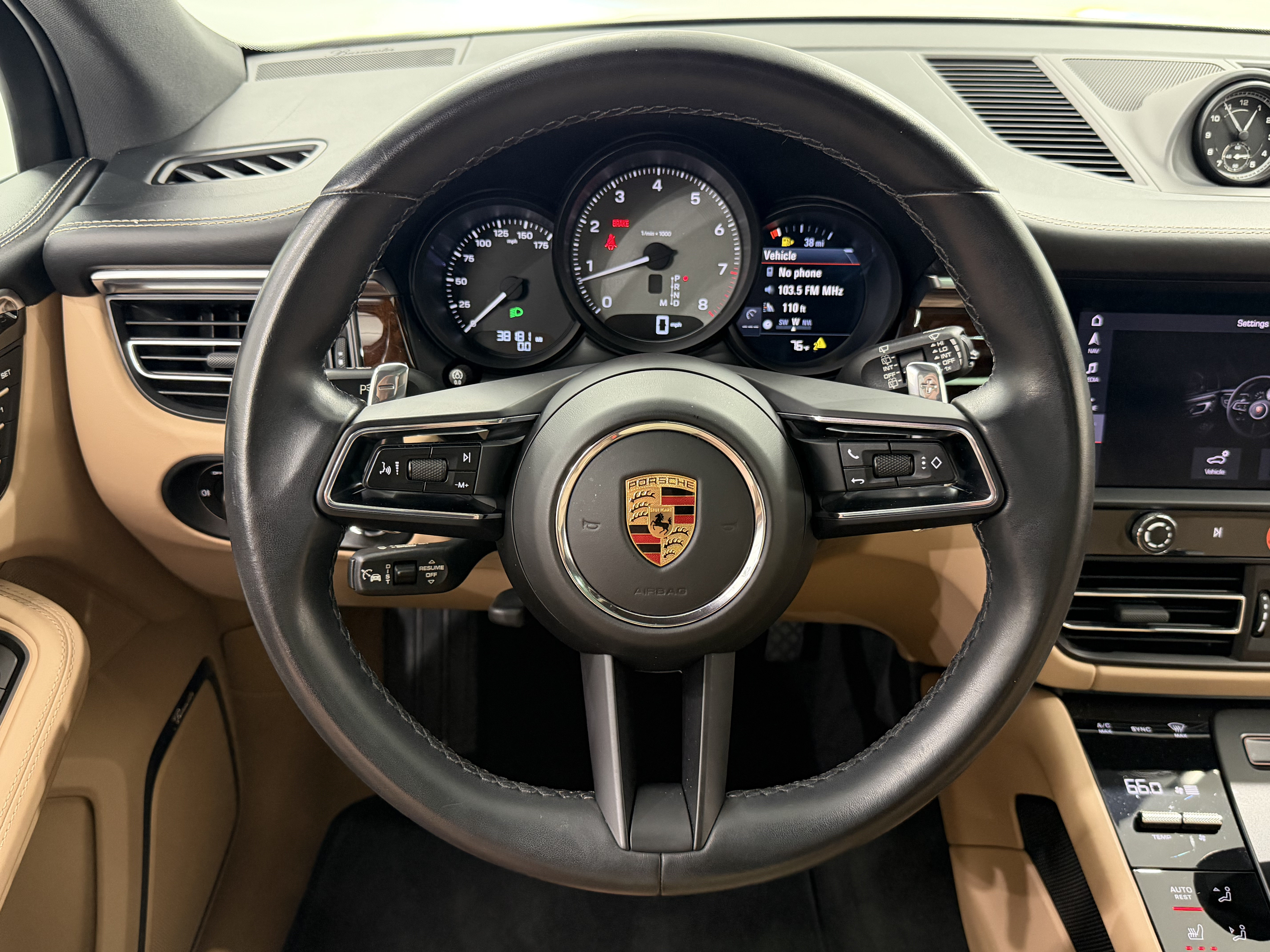 Certified 2023 Porsche Macan S AWD/4WD image 47