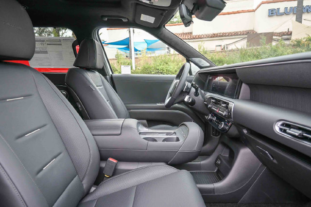 New 2026 Hyundai Palisade Calligraphy AWD/4WD image 18