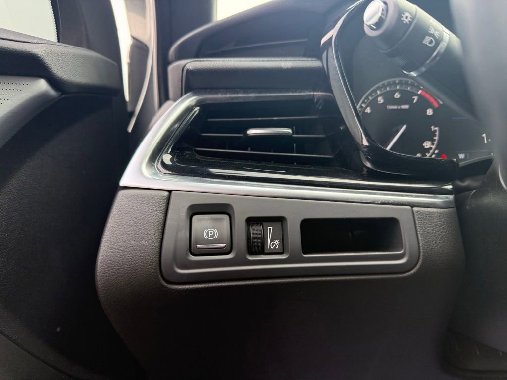 Certified 2024 Cadillac XT6 Premium Luxury w/ LPO, Floor Liner Package image 21