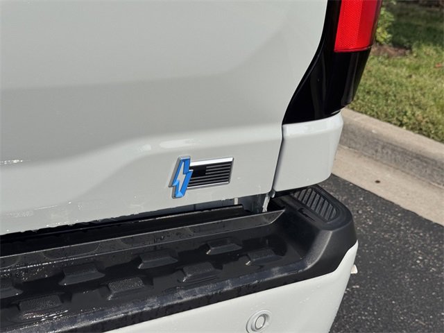 New 2024 Ford F150 Lightning Lariat image 9