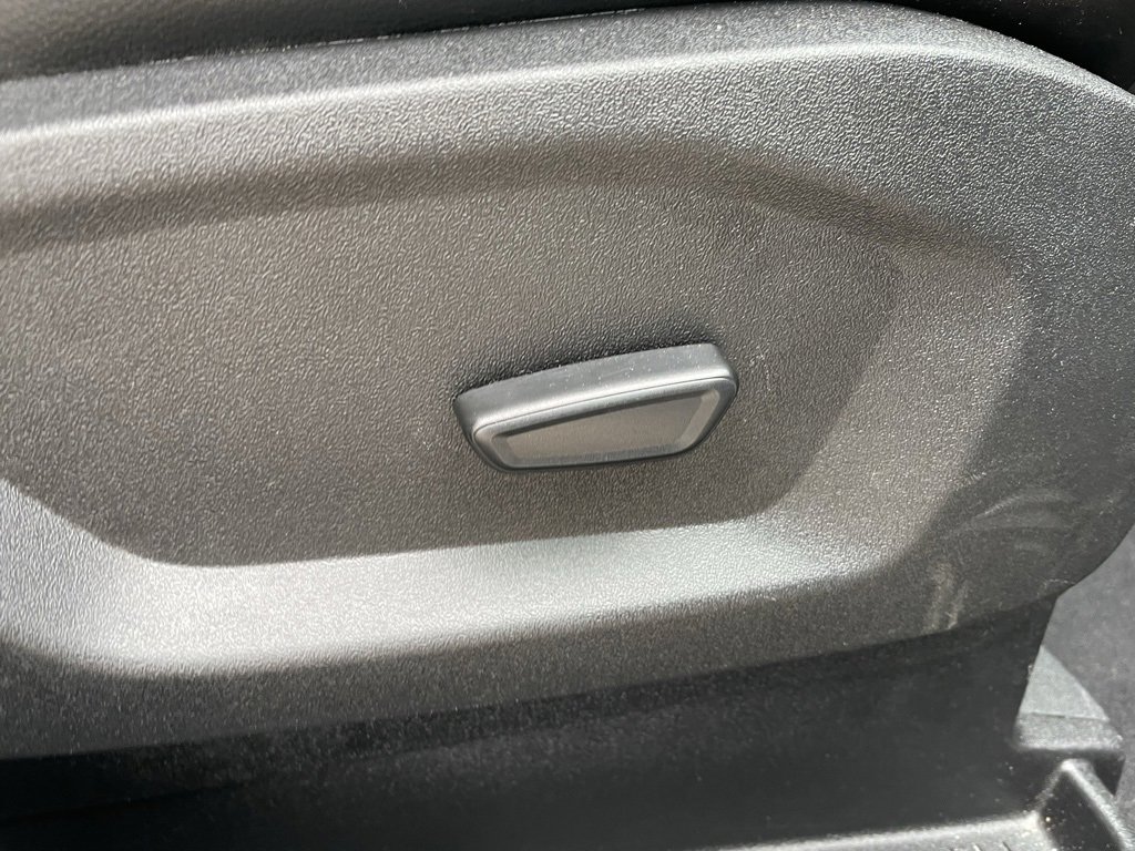 Used 2023 Ford Edge SEL image 54