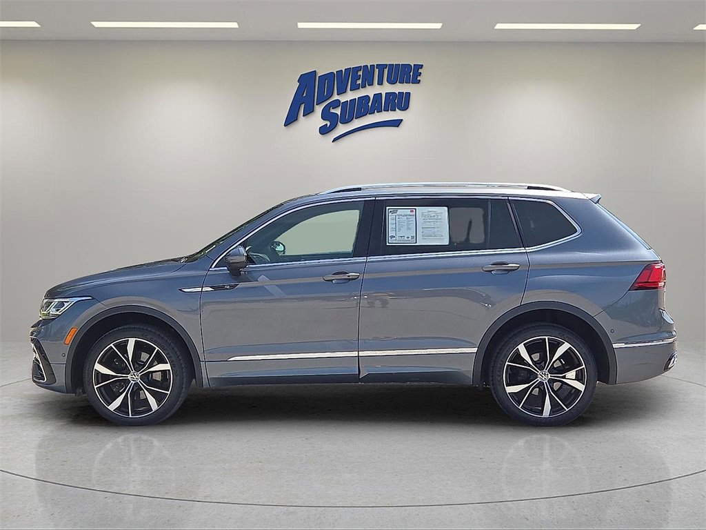 Used 2022 Volkswagen Tiguan SEL R-Line image 4