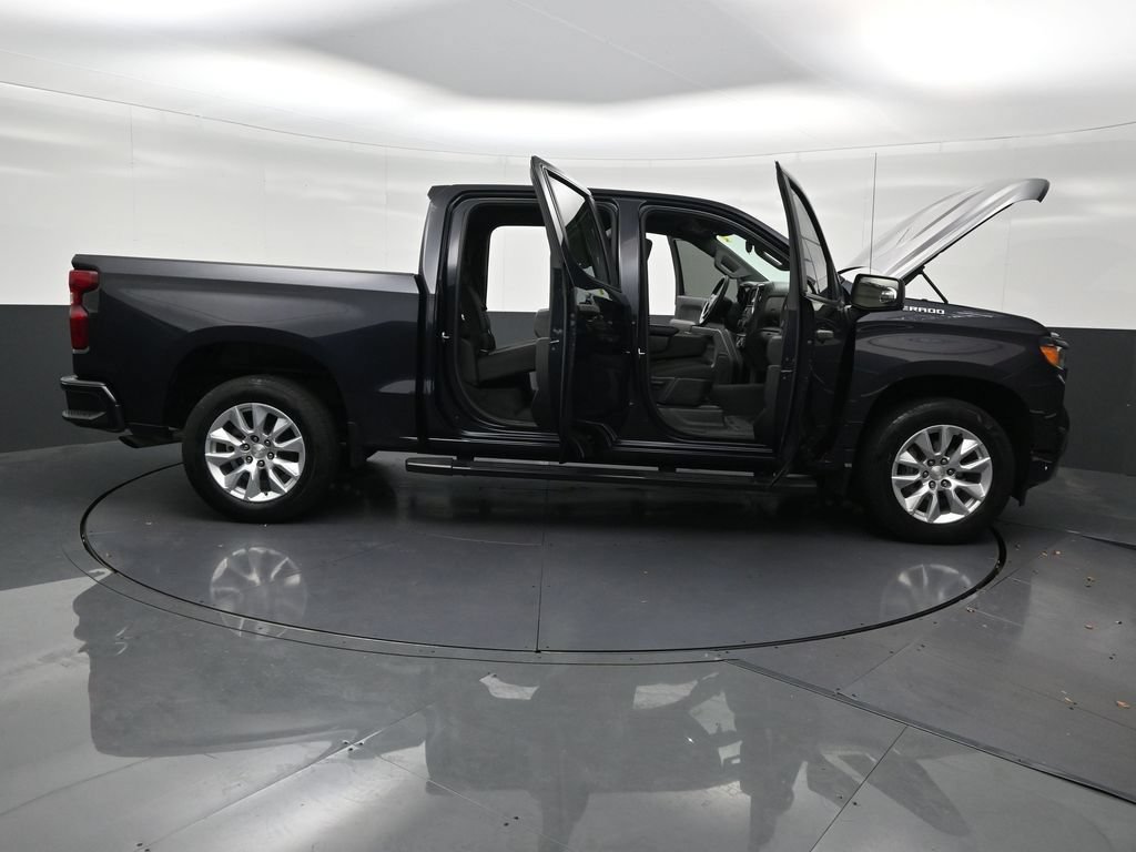 Used 2023 Chevrolet Silverado 1500 Custom RWD image 34