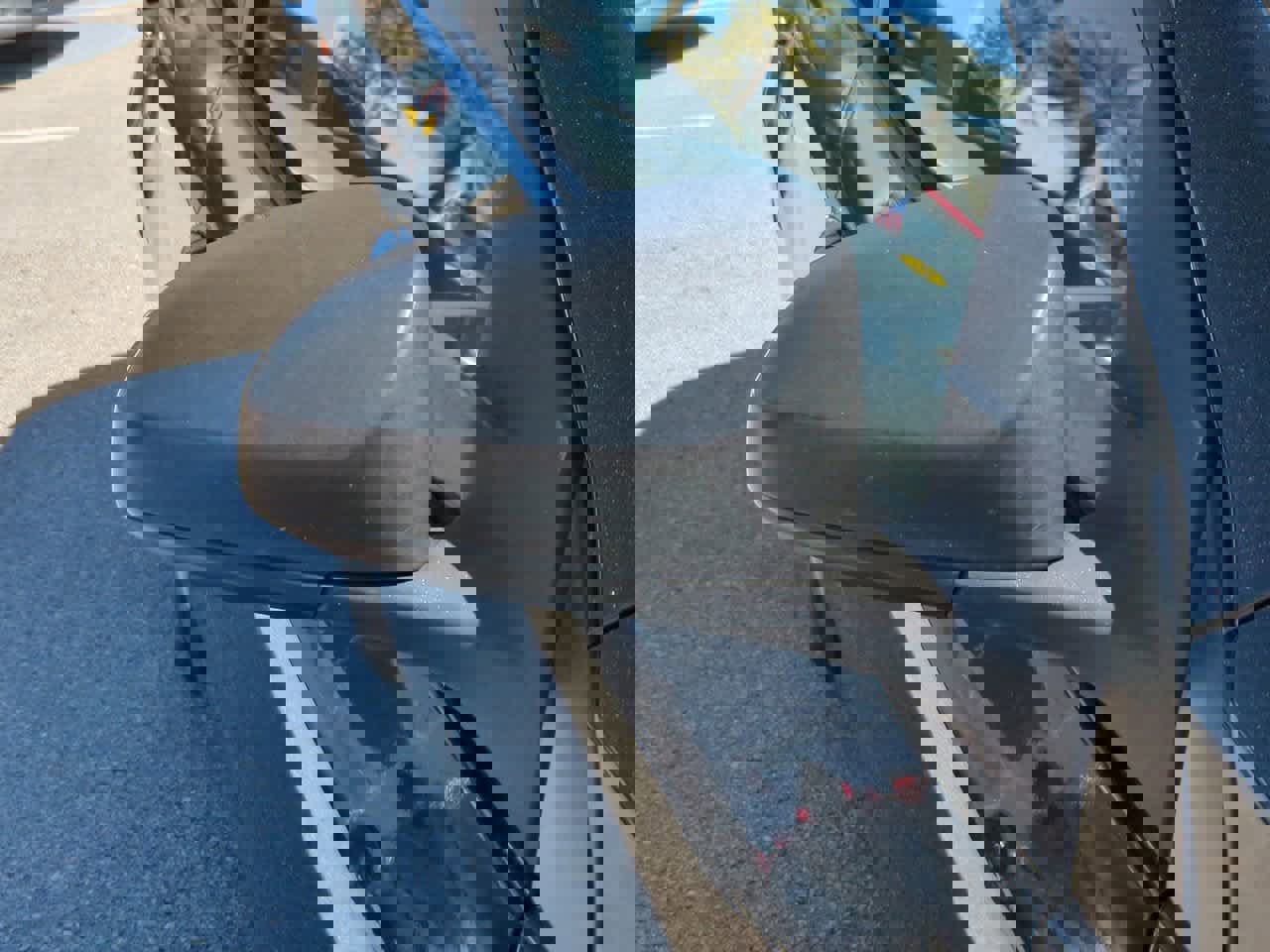 Used 2015 Toyota Corolla L image 12