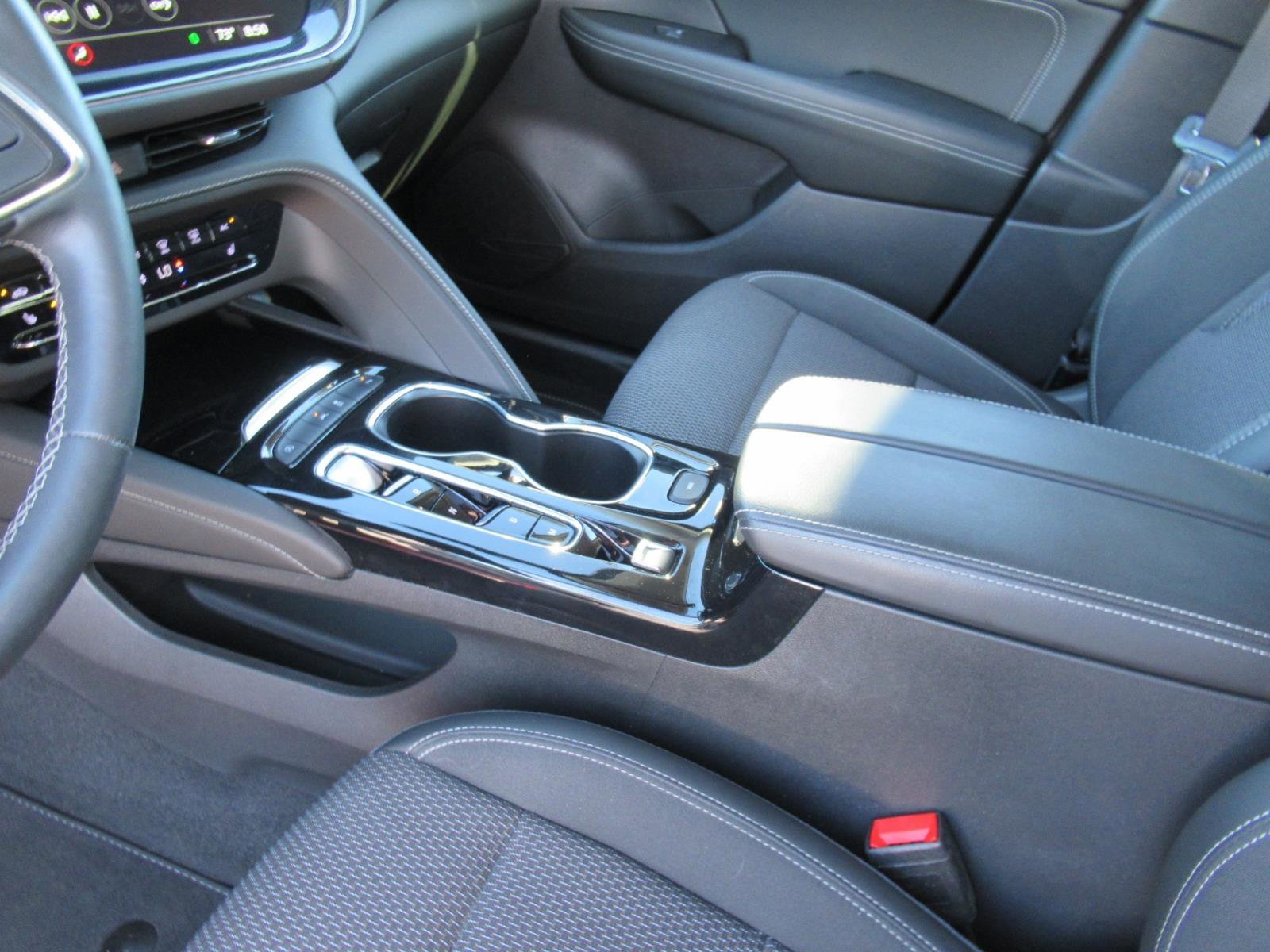 Used 2022 Buick Envision Preferred FWD image 15